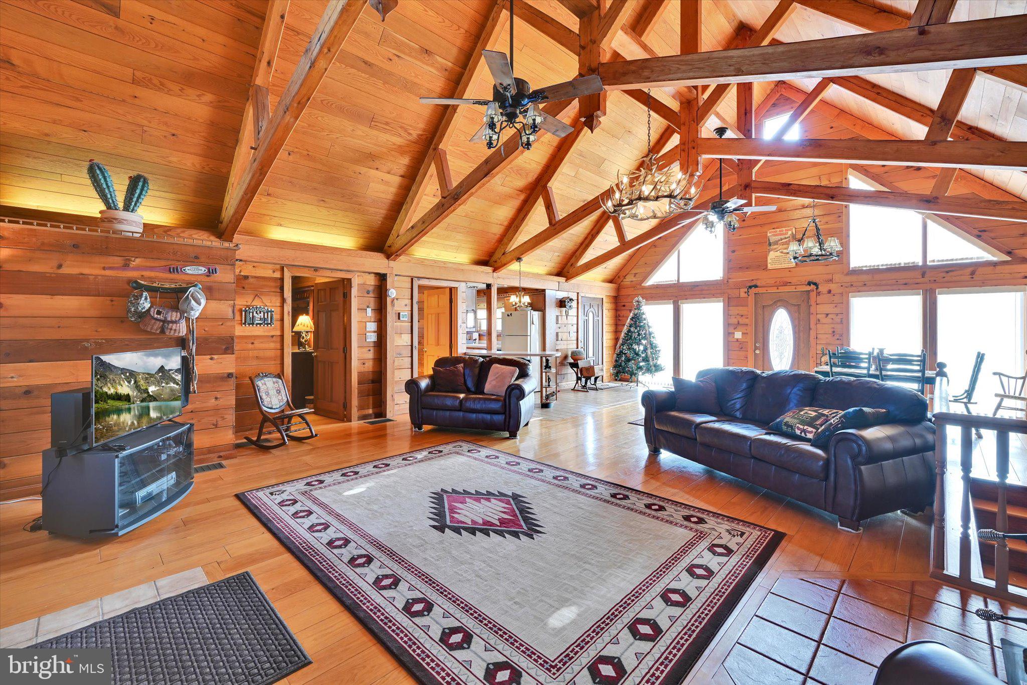 KLINGERSTOWN - Residential