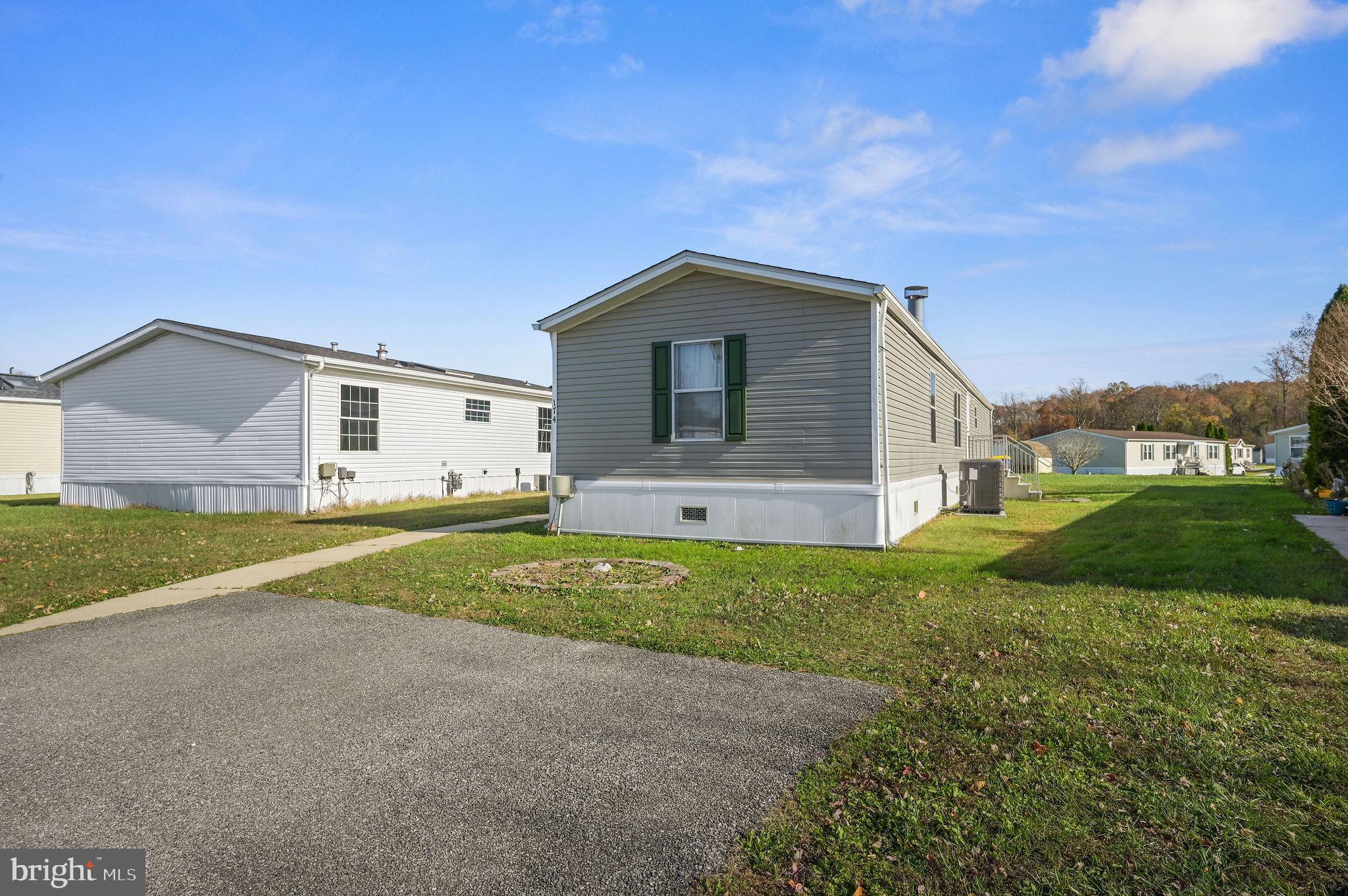 174 HUMPSMAN DRIVE 150