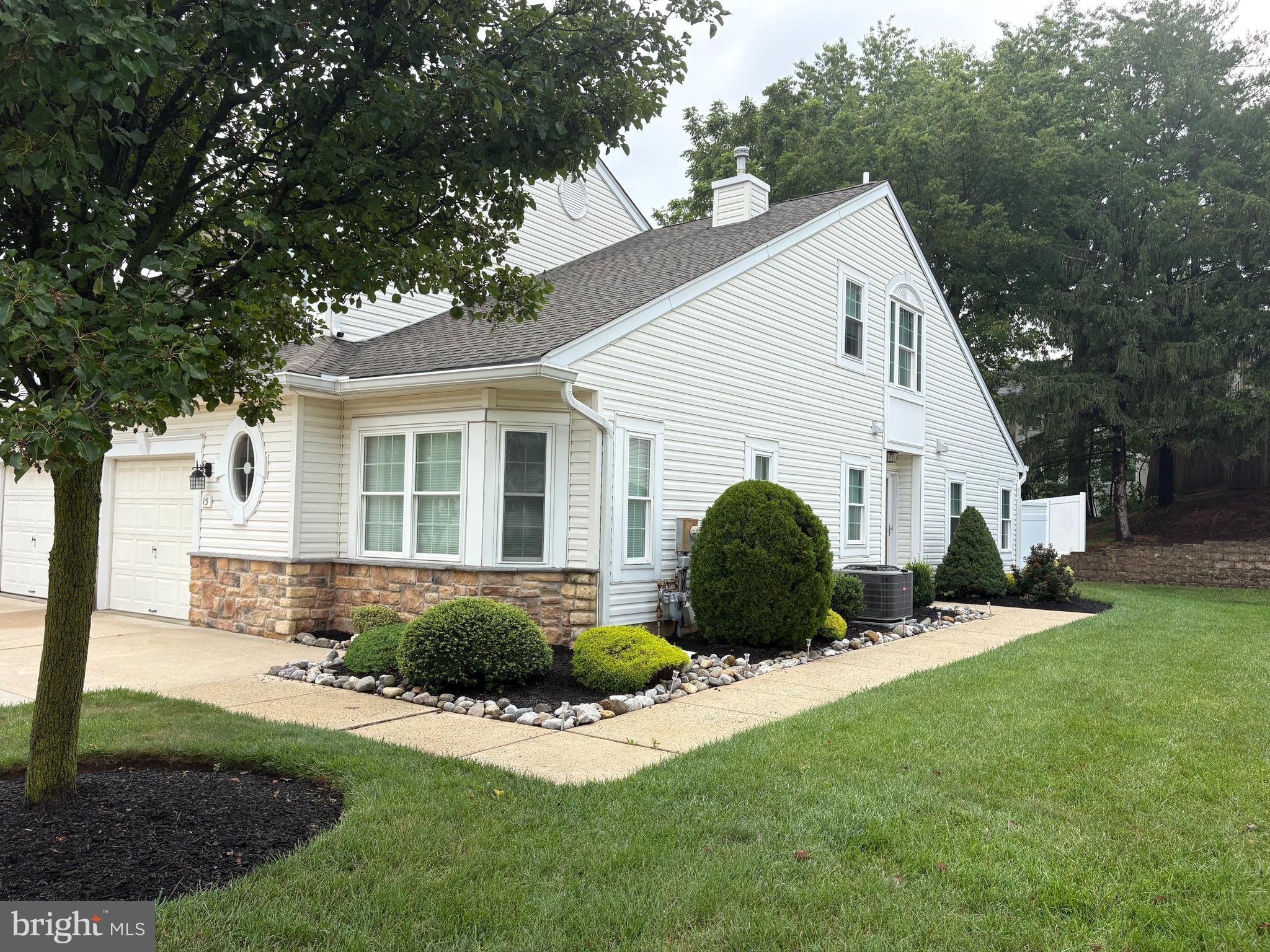 15 TITUS COURT