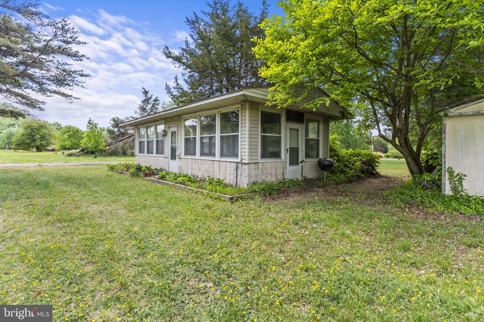 MILL POINT SHORES - Residential