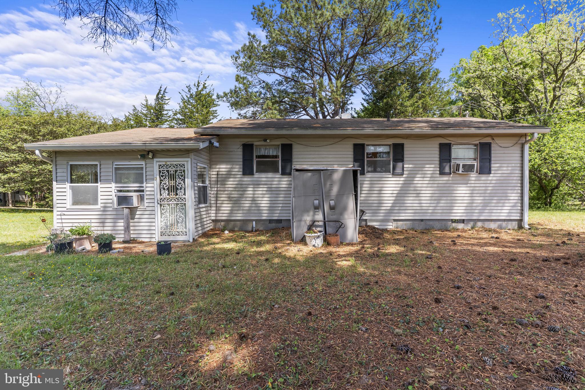 MILL POINT SHORES - Residential