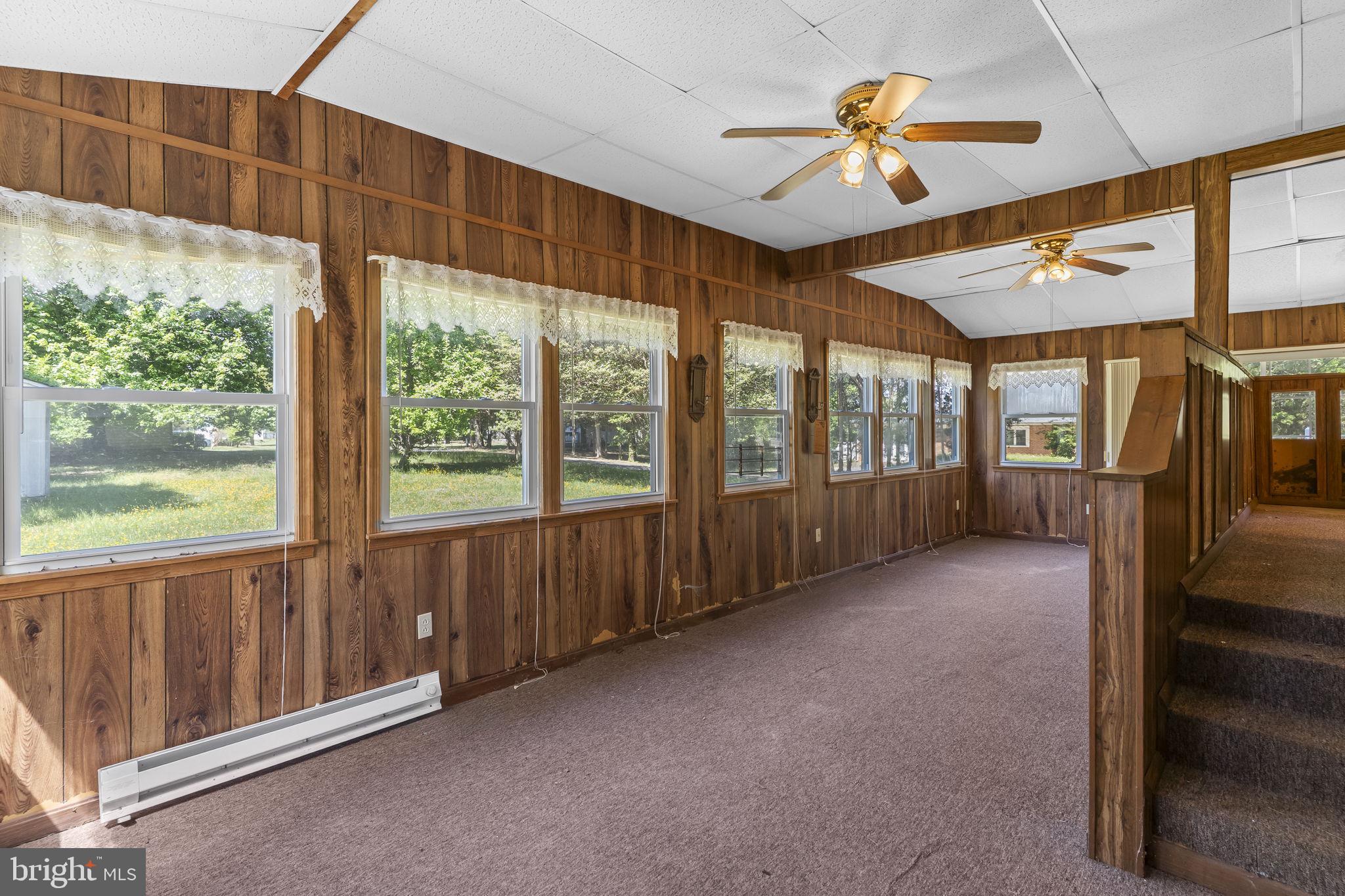 MILL POINT SHORES - Residential