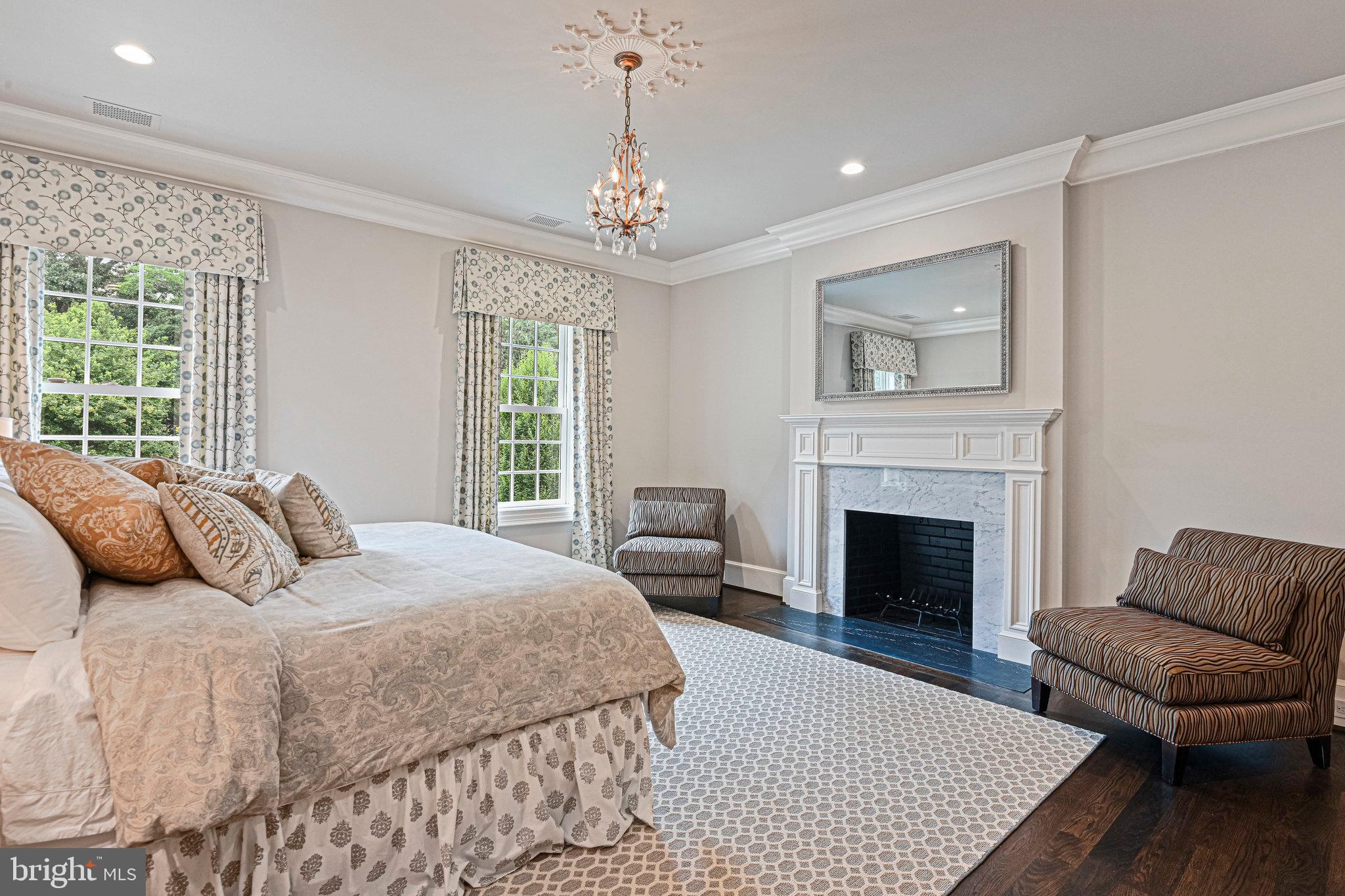 FOX LAKE - Residential