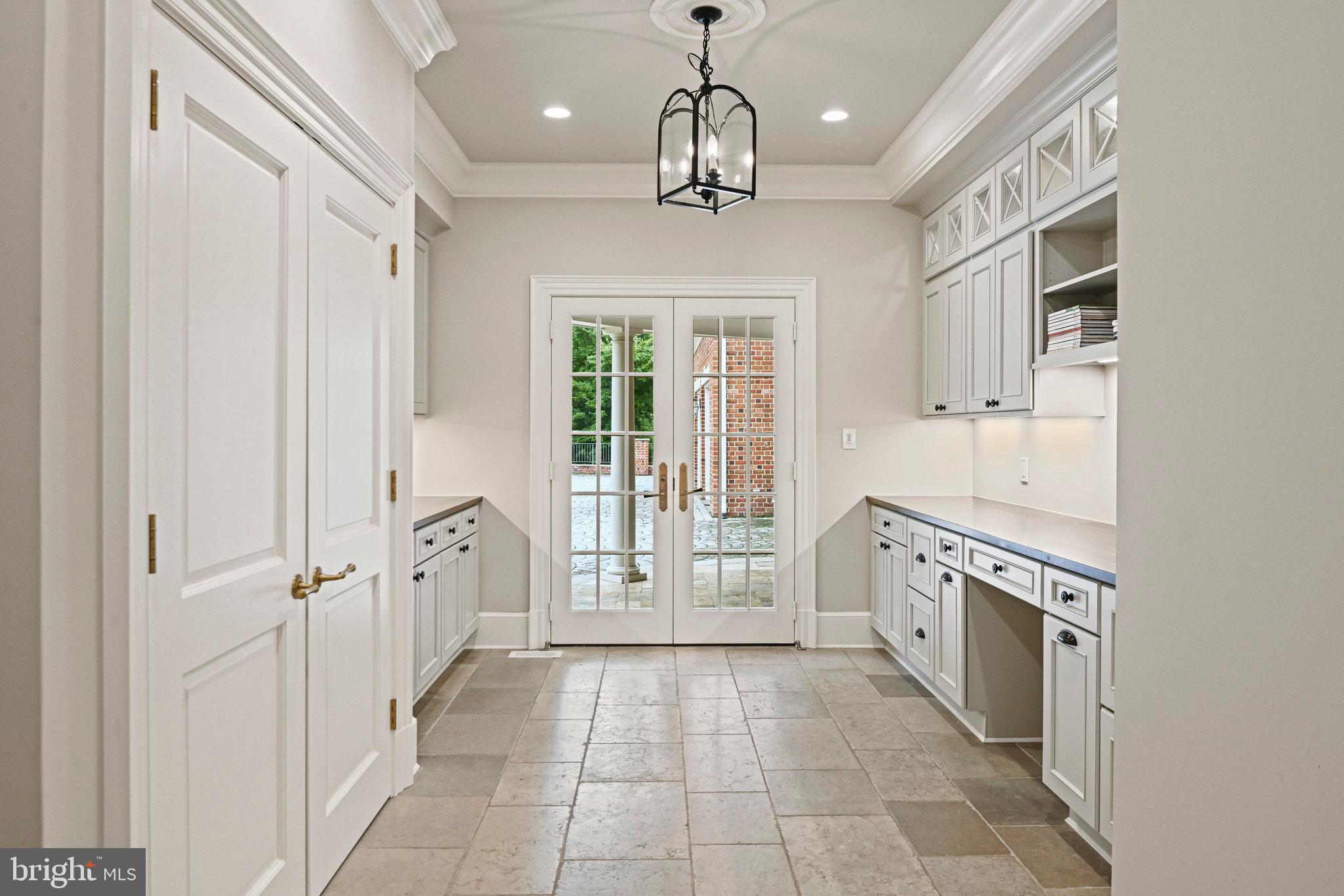 FOX LAKE - Residential