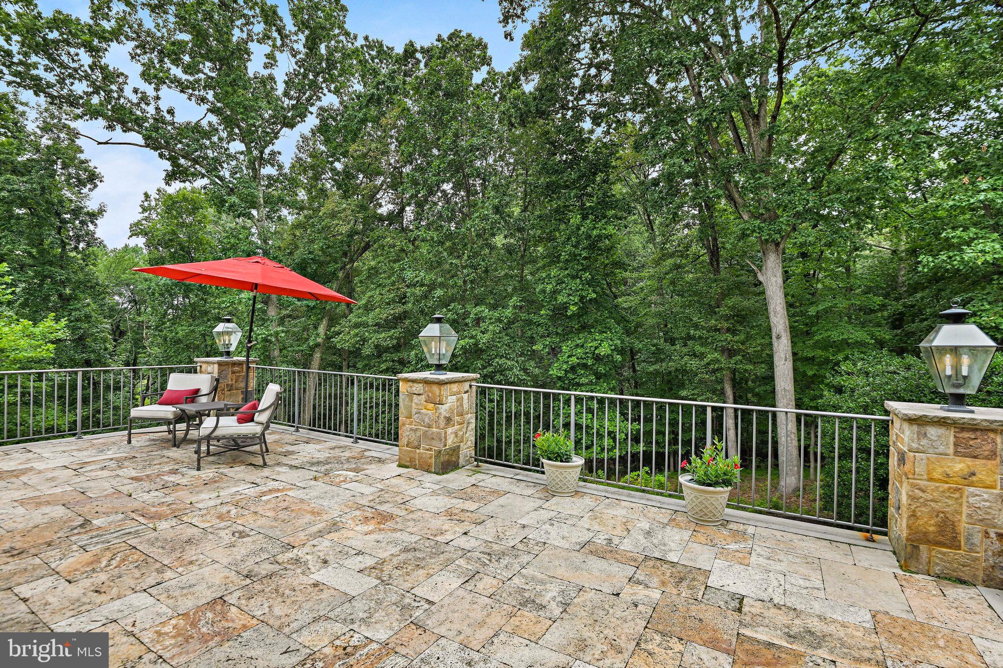 FOX LAKE - Residential