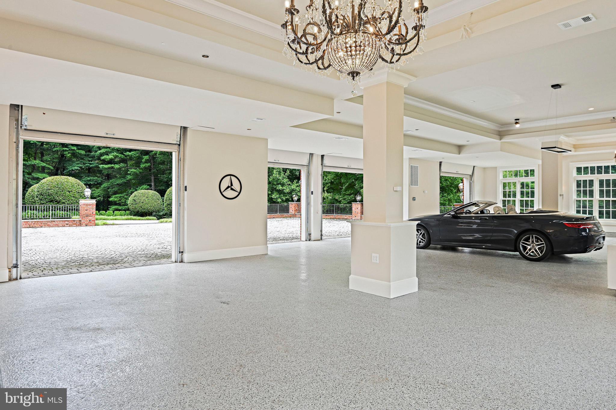 FOX LAKE - Residential