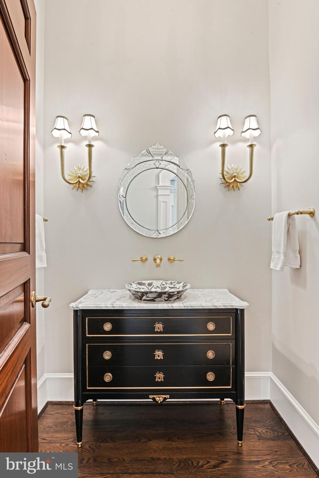 FOX LAKE - Residential