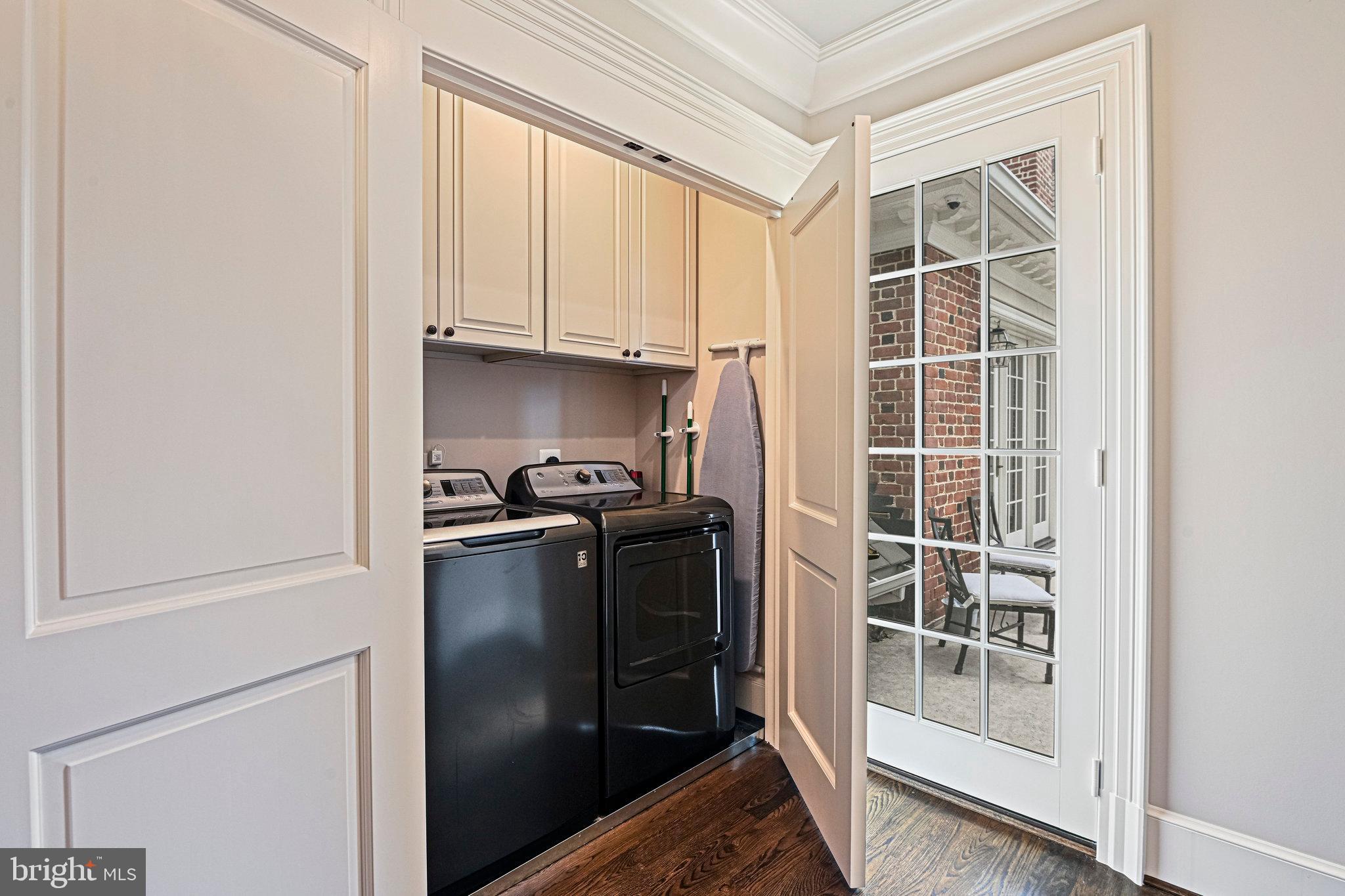 FOX LAKE - Residential