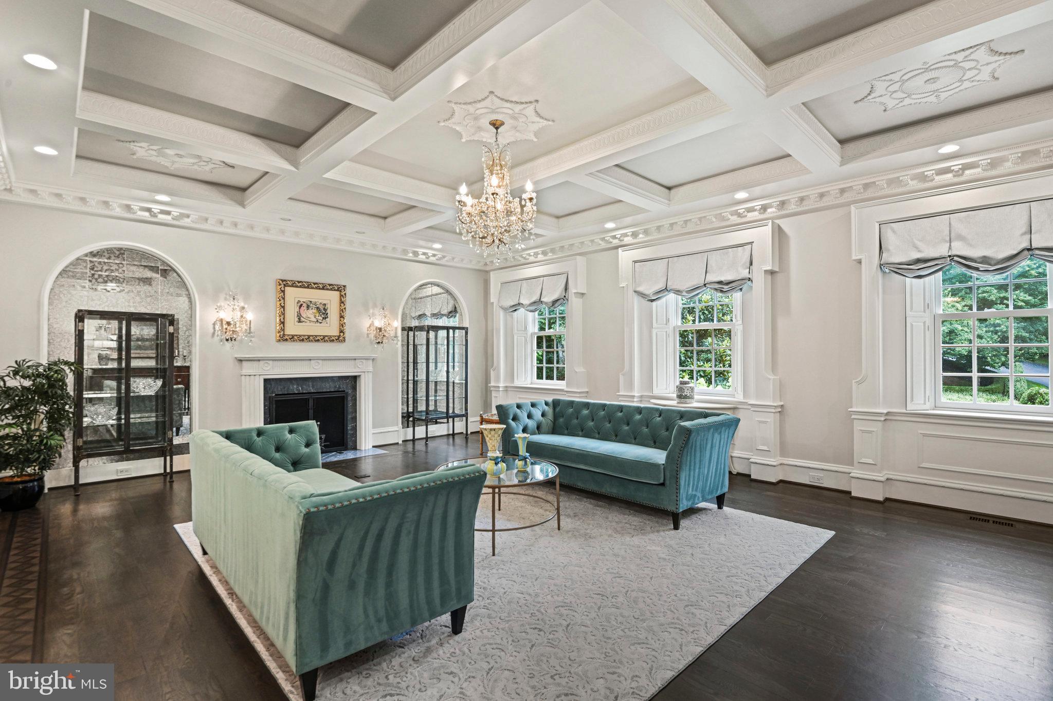 FOX LAKE - Residential