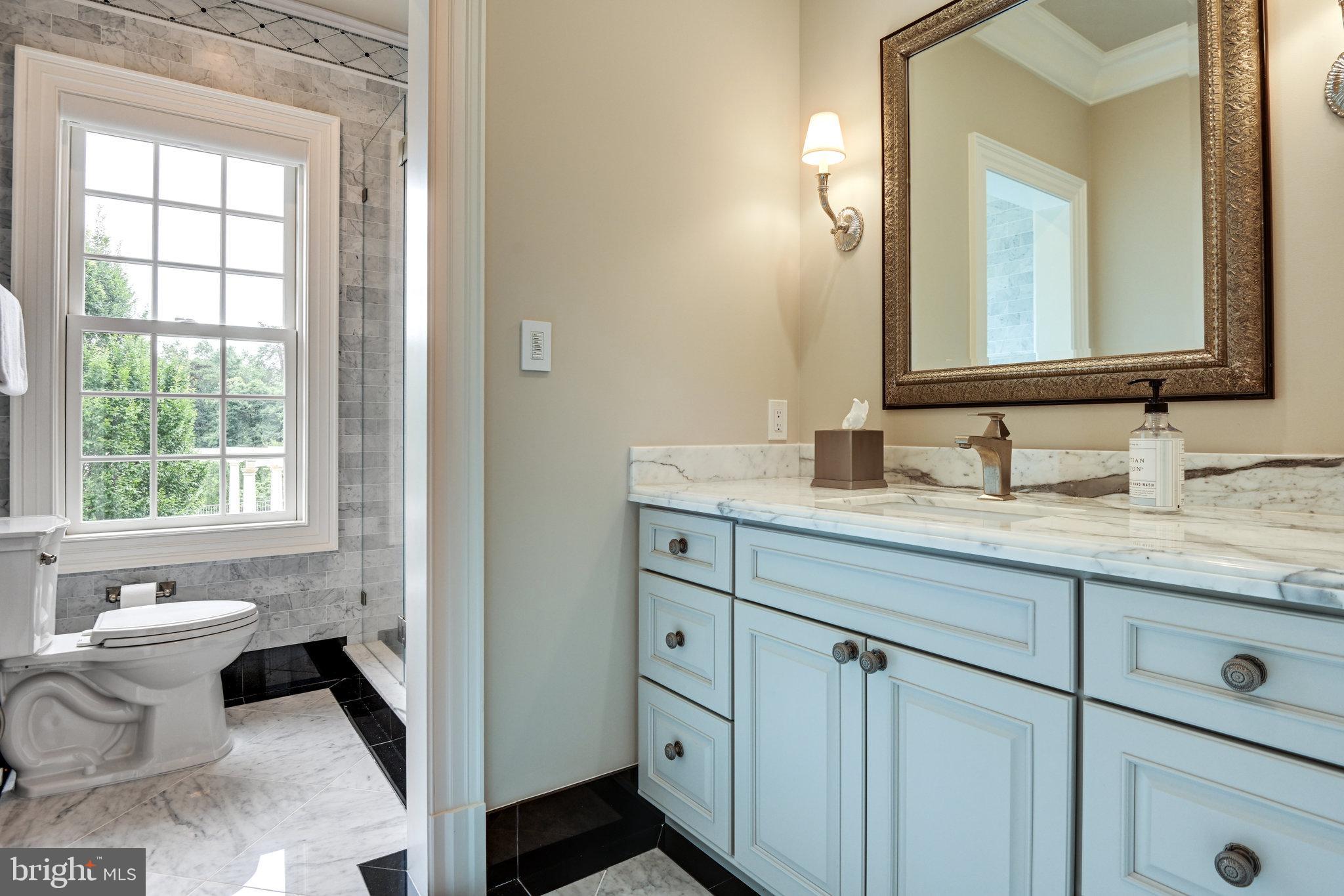 FOX LAKE - Residential