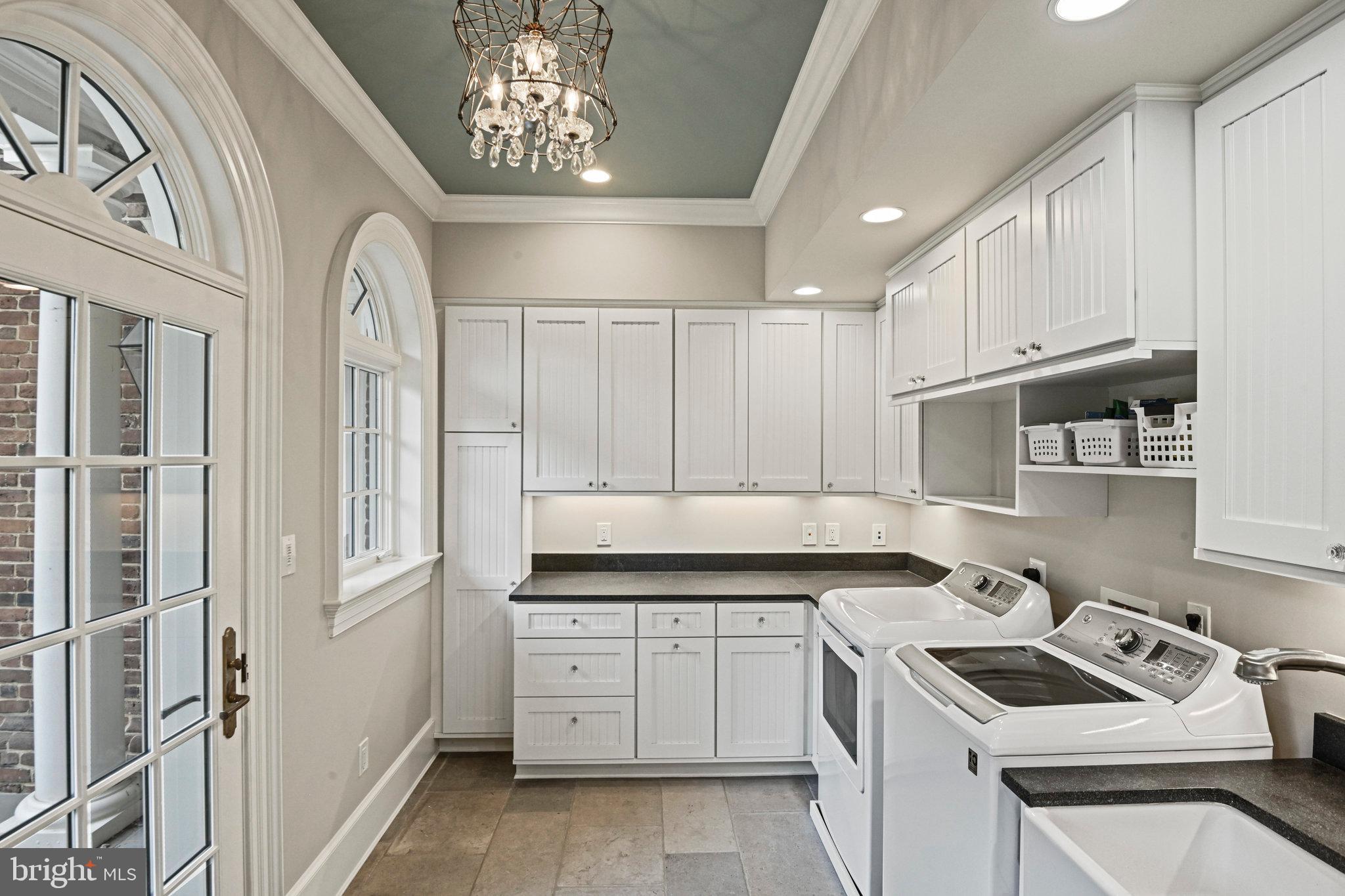 FOX LAKE - Residential