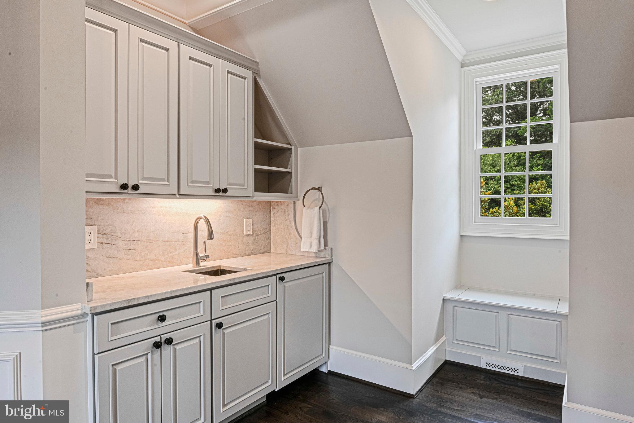 FOX LAKE - Residential