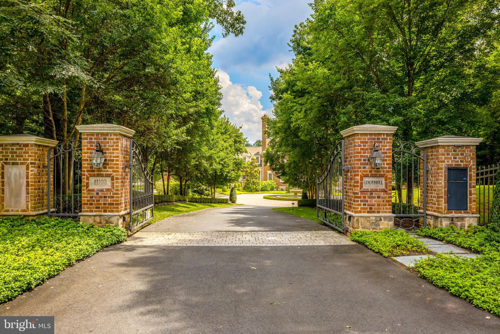 11100 KINGS CAVALIER COURT