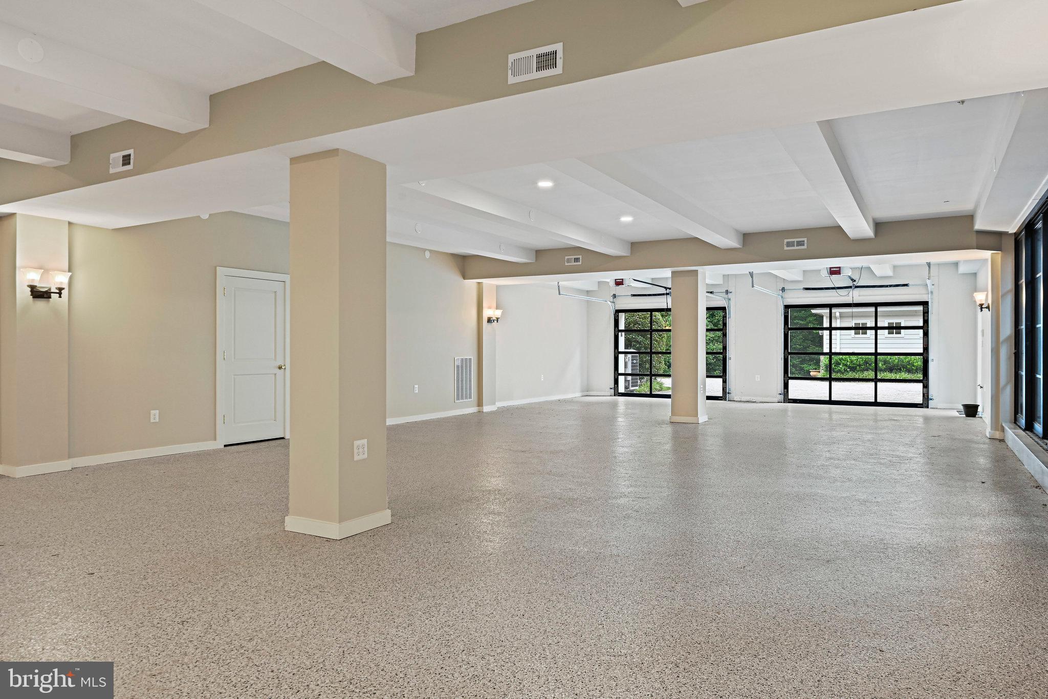 FOX LAKE - Residential