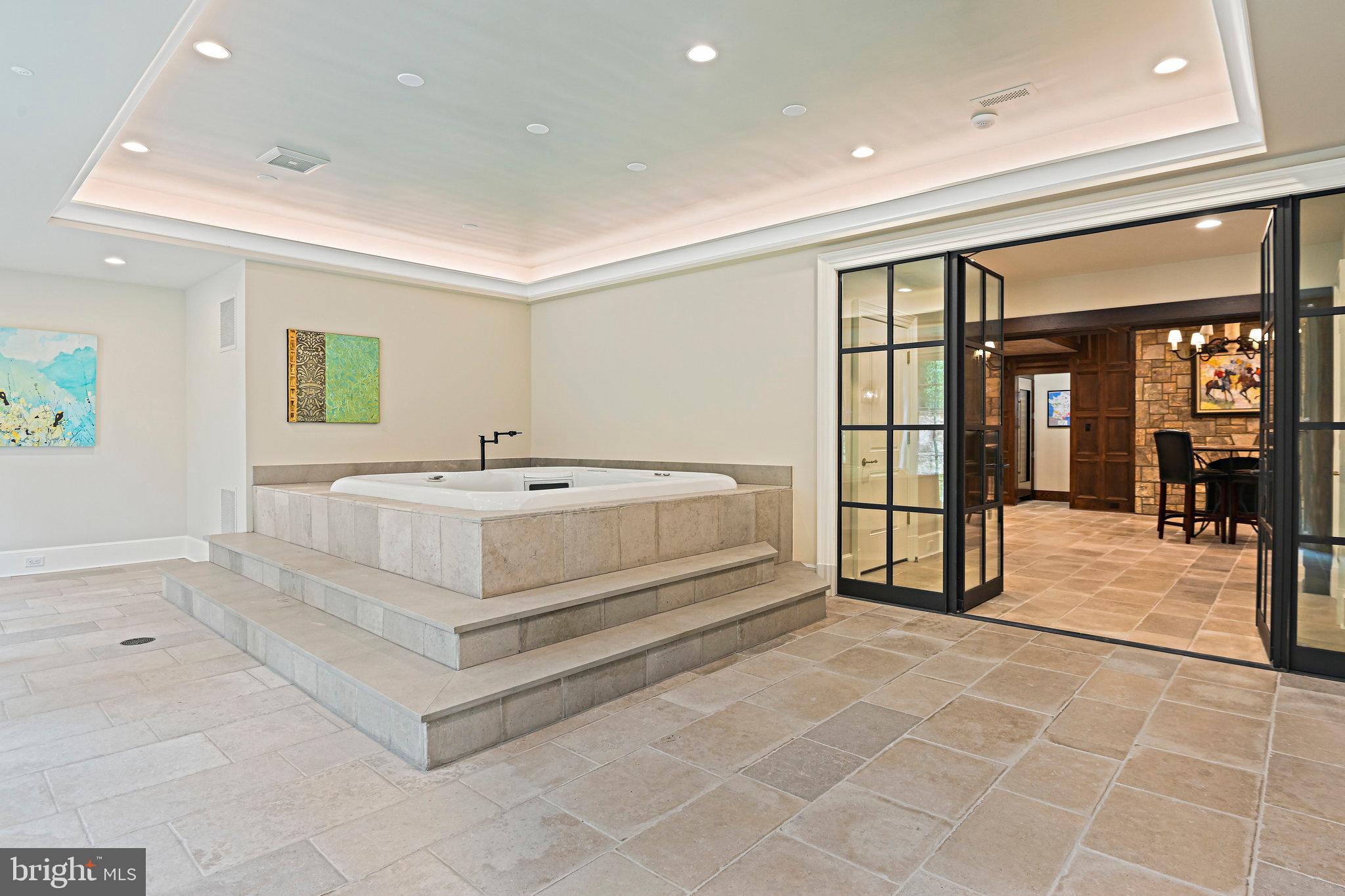 FOX LAKE - Residential