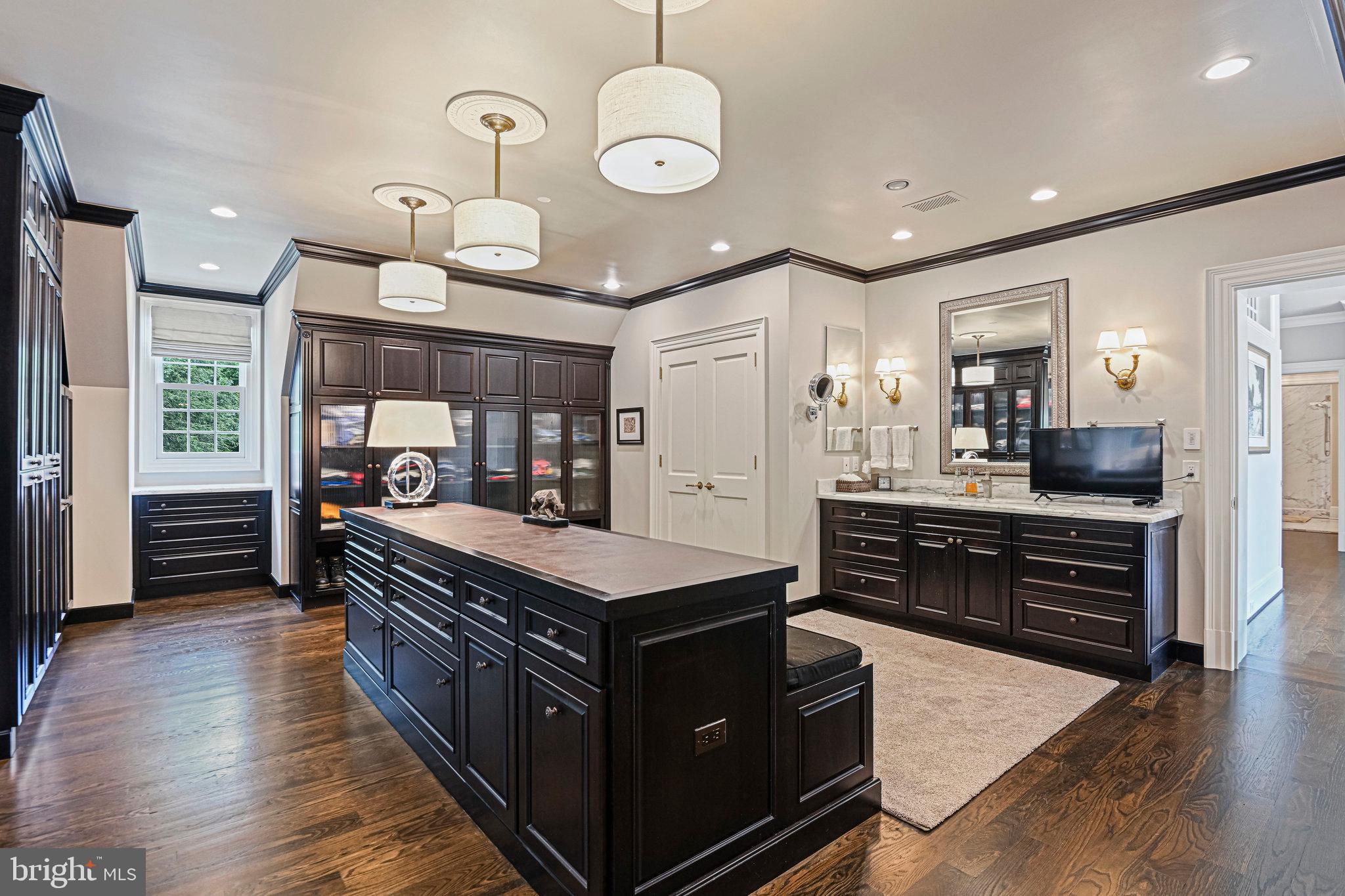 FOX LAKE - Residential