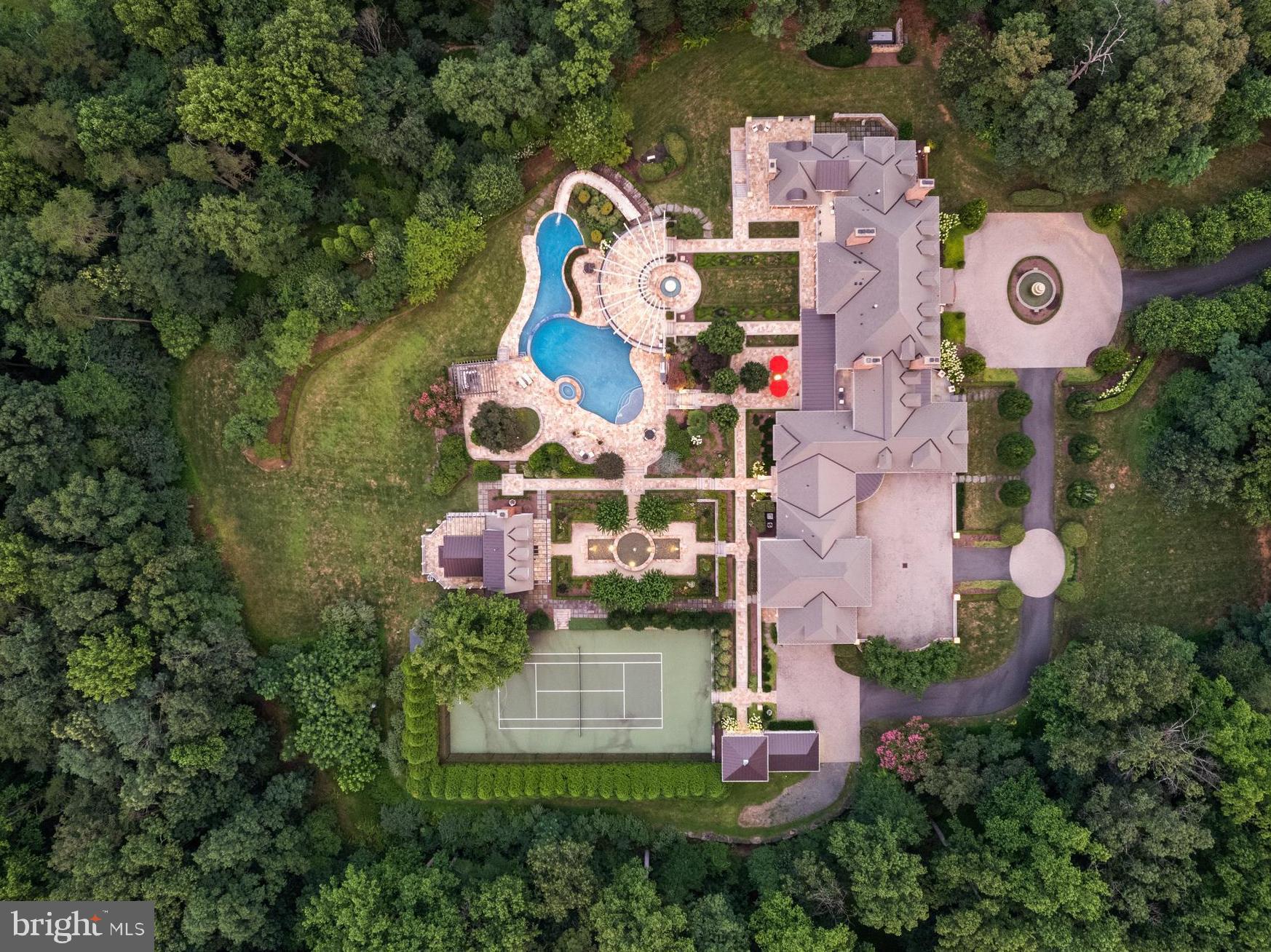 FOX LAKE - Residential