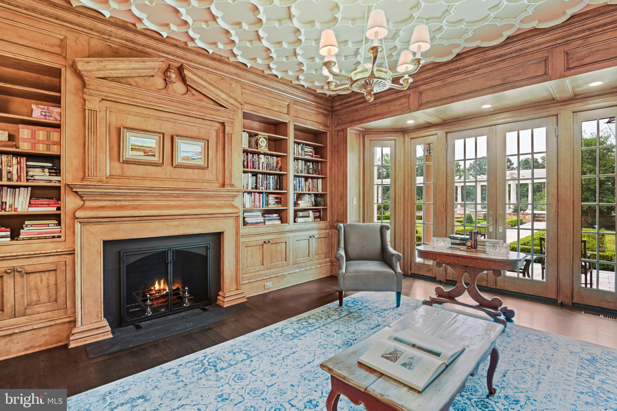 FOX LAKE - Residential