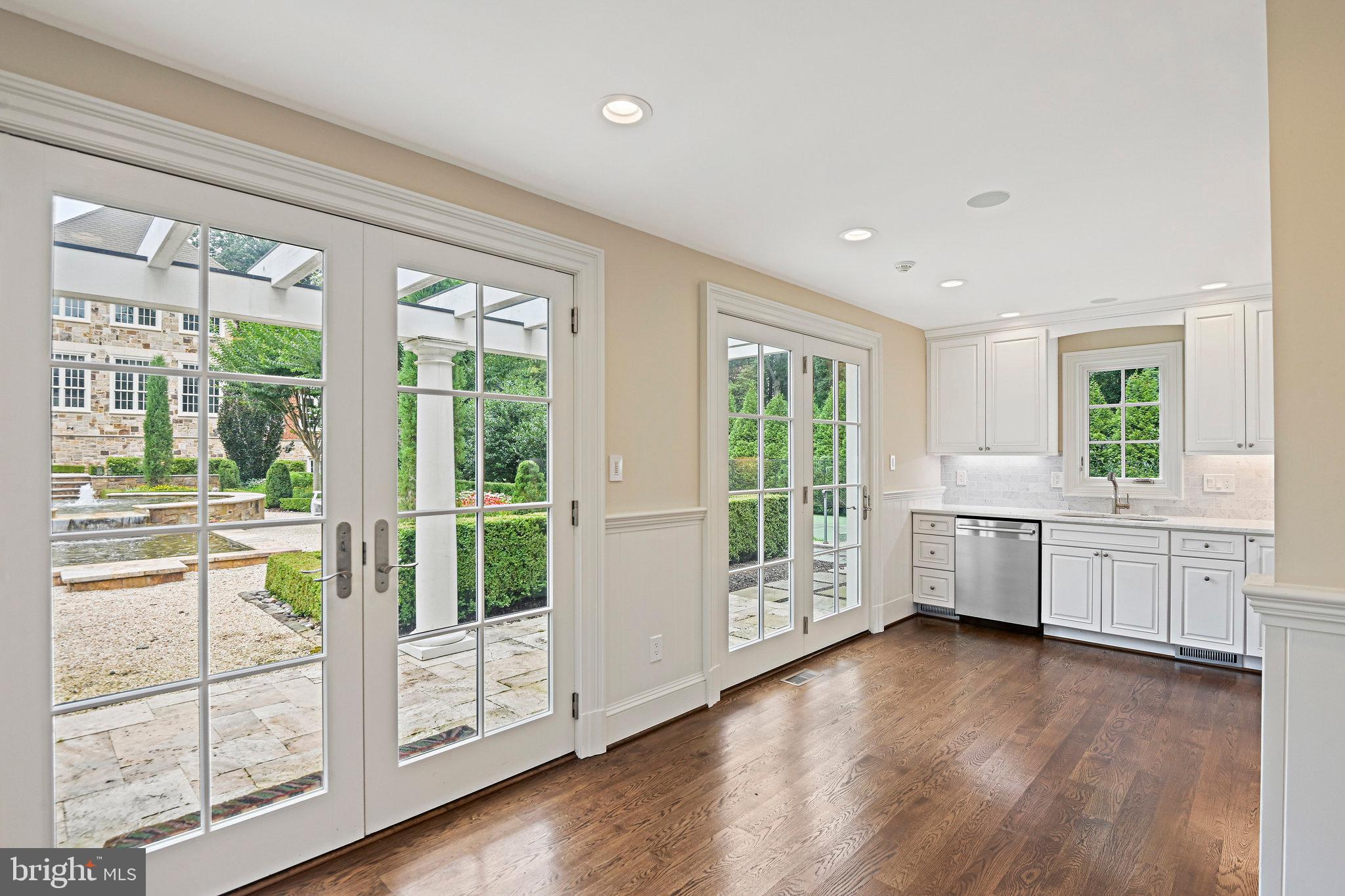 FOX LAKE - Residential