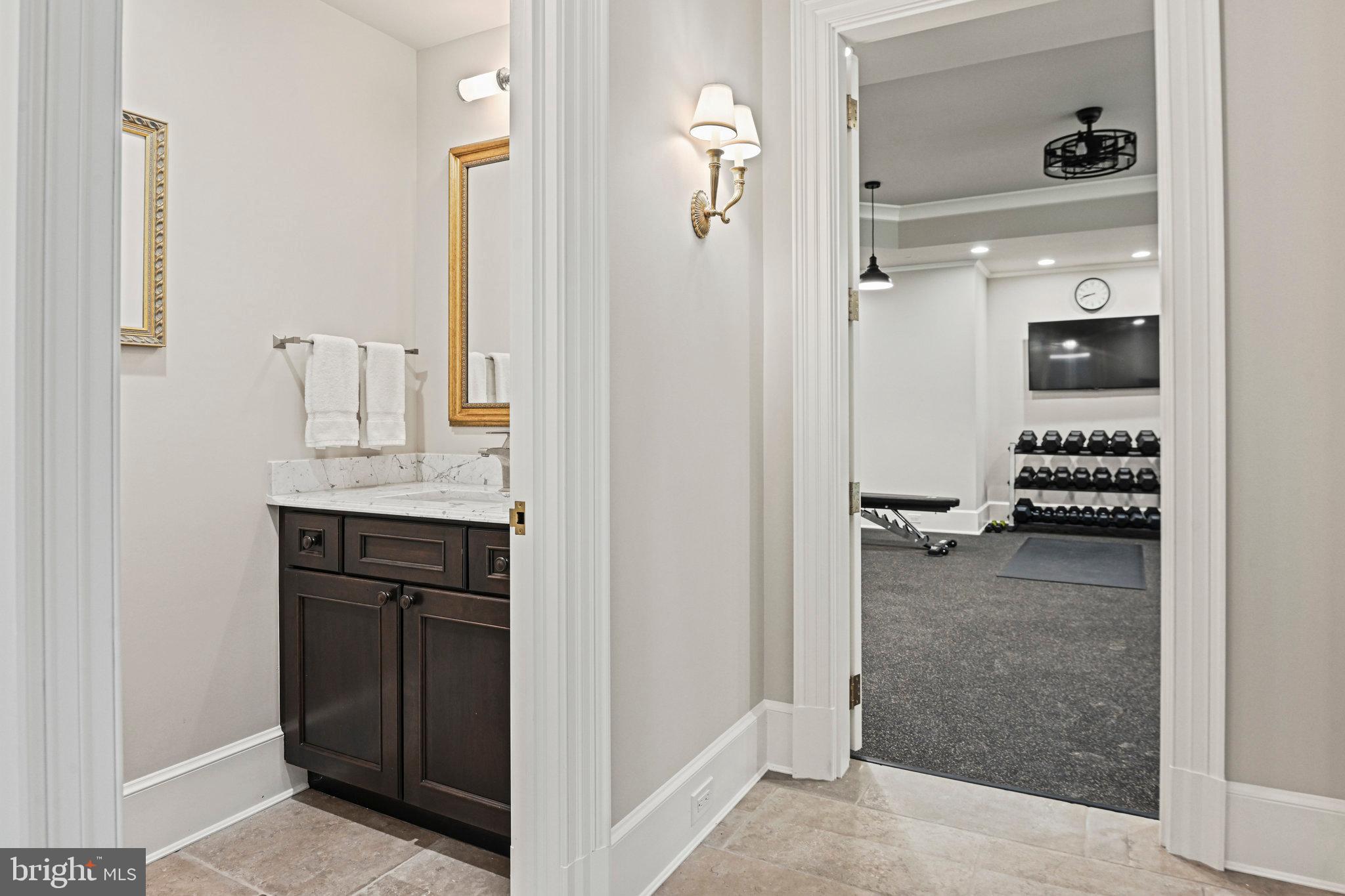 FOX LAKE - Residential