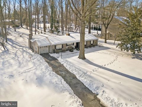 211 DEEPDALE ROAD WAYNE PA 19087