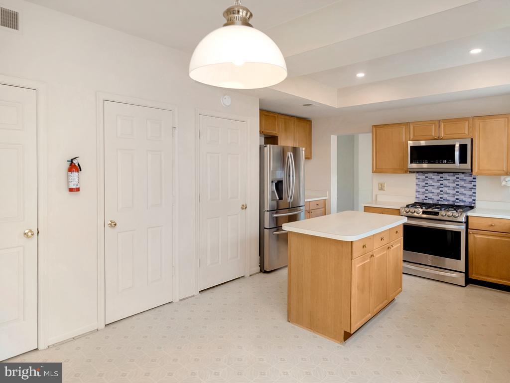 OAKENSHAW - Residential