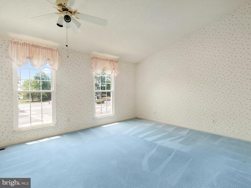 OAKENSHAW - Residential