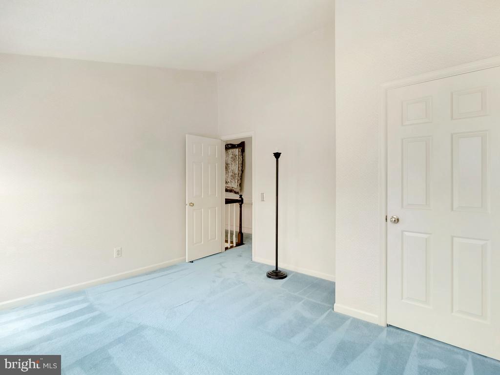 OAKENSHAW - Residential