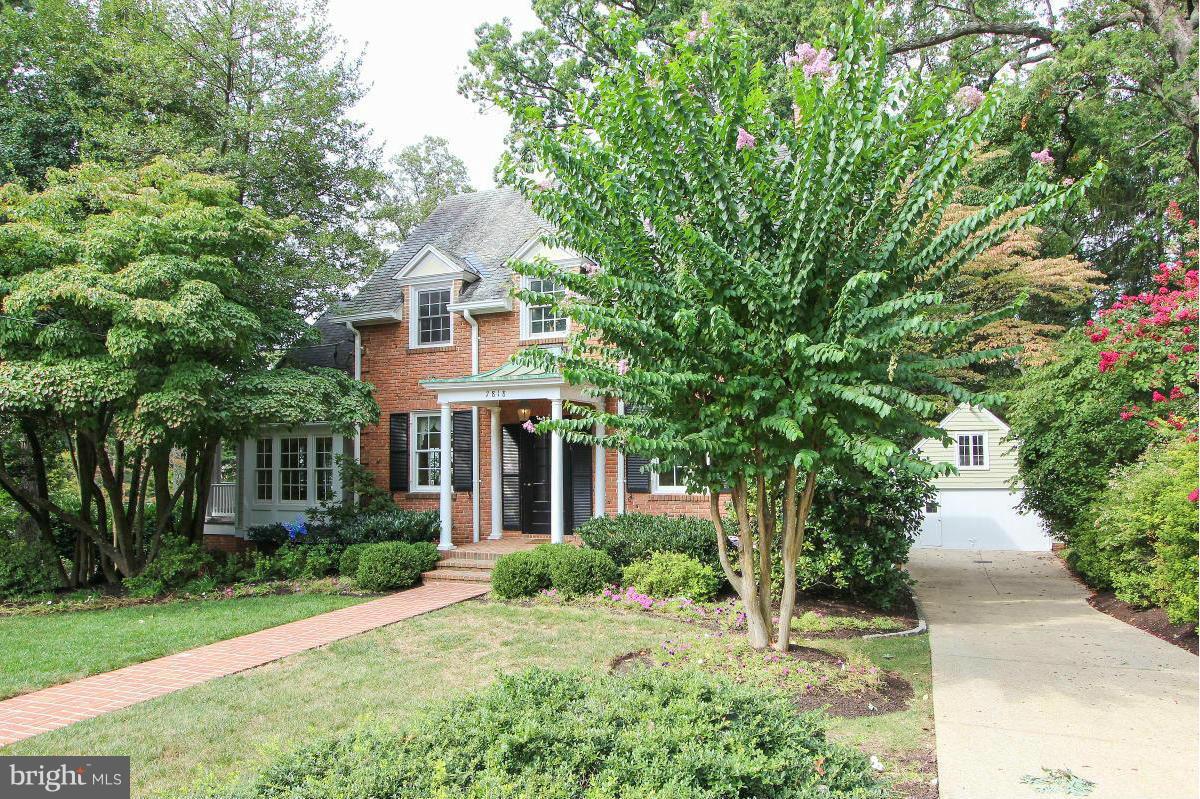 GREENWICH FOREST - Residential