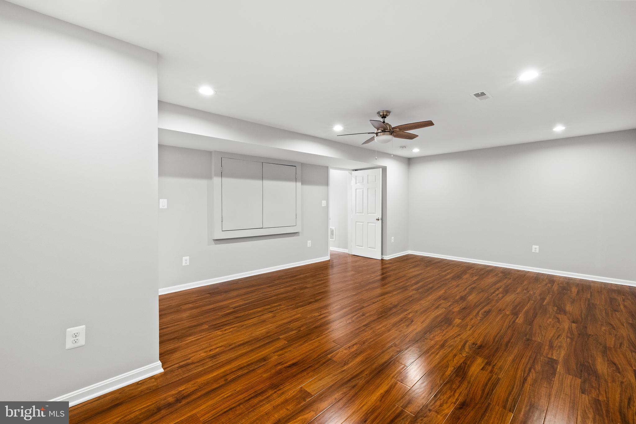 RIDINGS AT BLUE SPRINGS - Residential