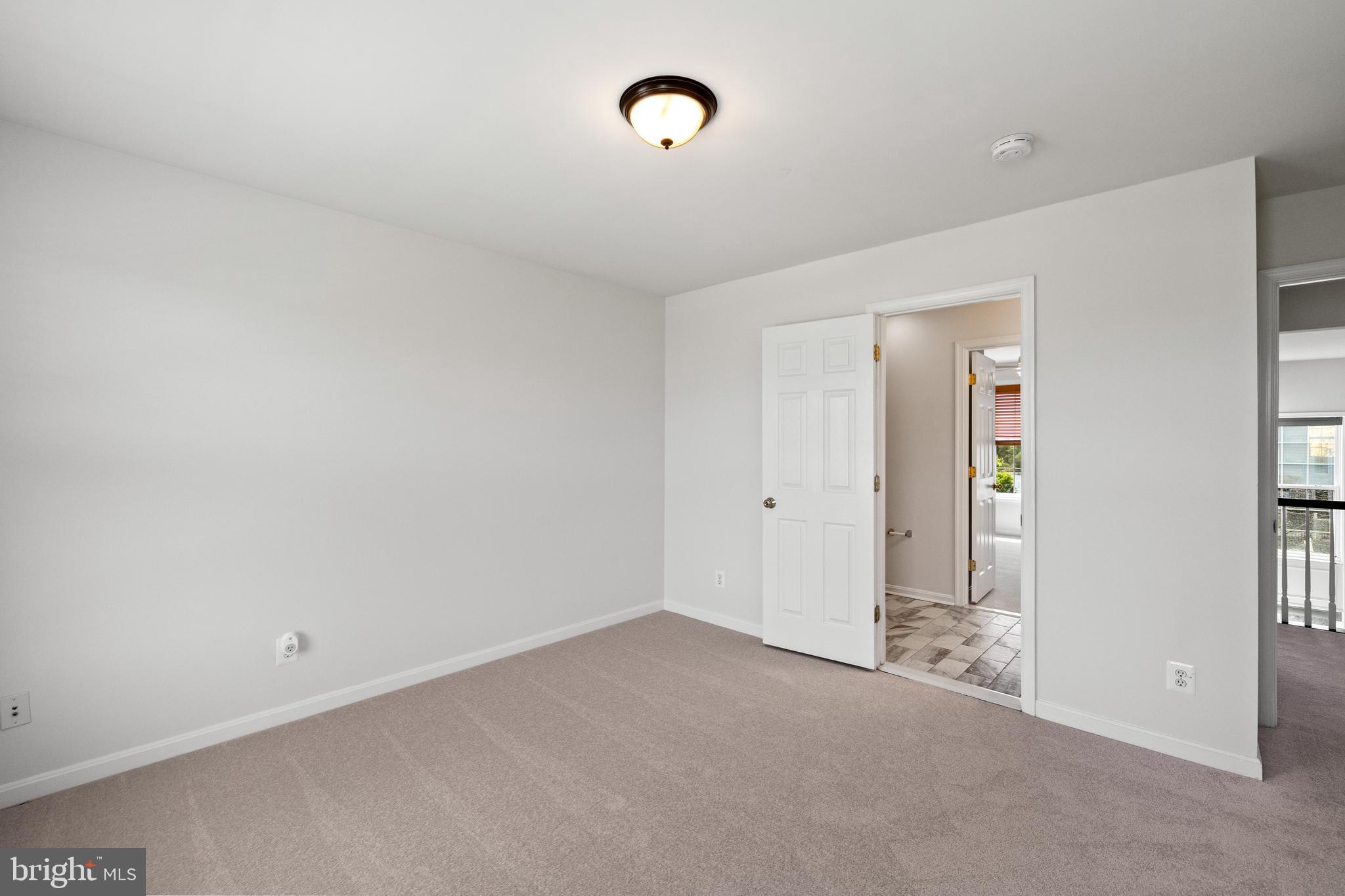 RIDINGS AT BLUE SPRINGS - Residential