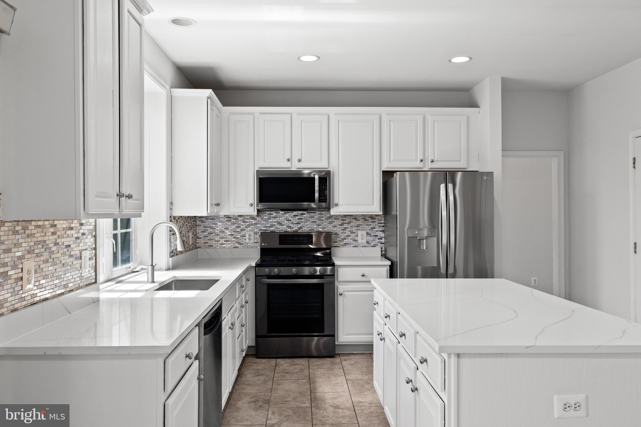 RIDINGS AT BLUE SPRINGS - Residential