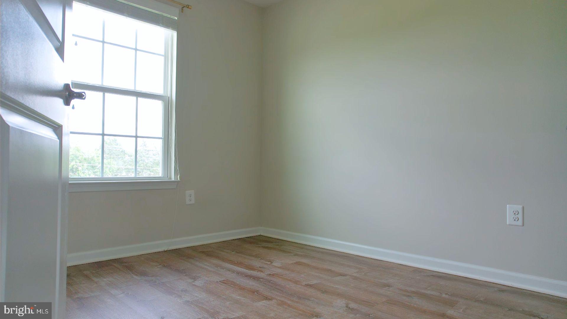 MINTBROOK - Residential Lease