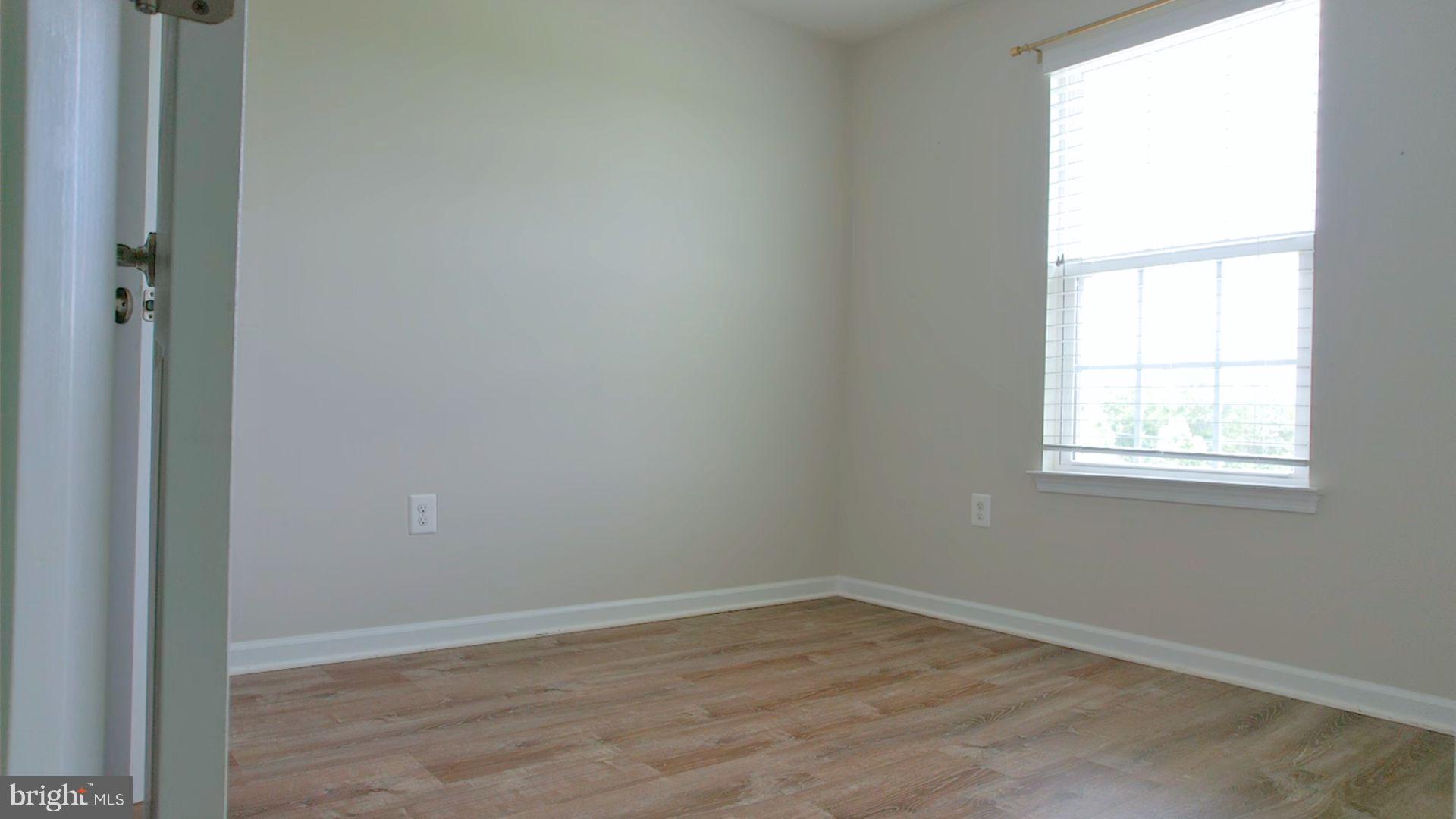 MINTBROOK - Residential Lease