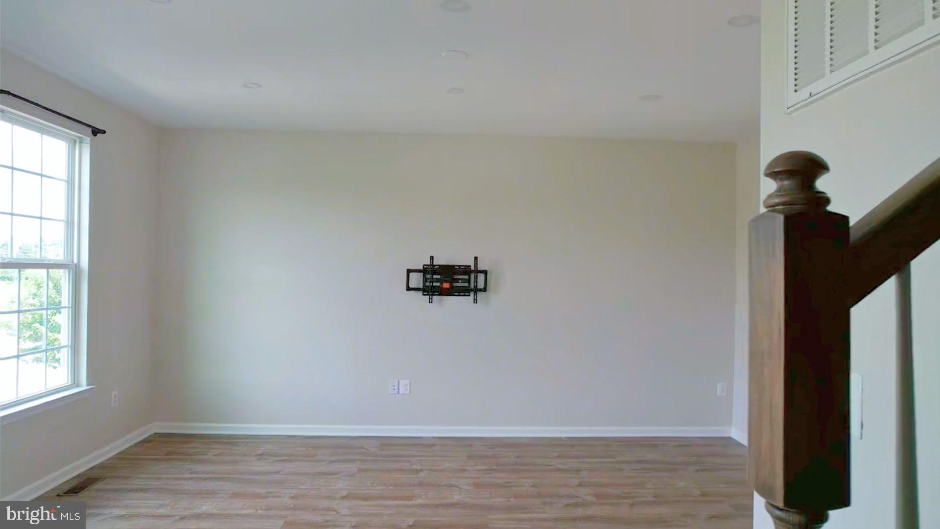 MINTBROOK - Residential Lease