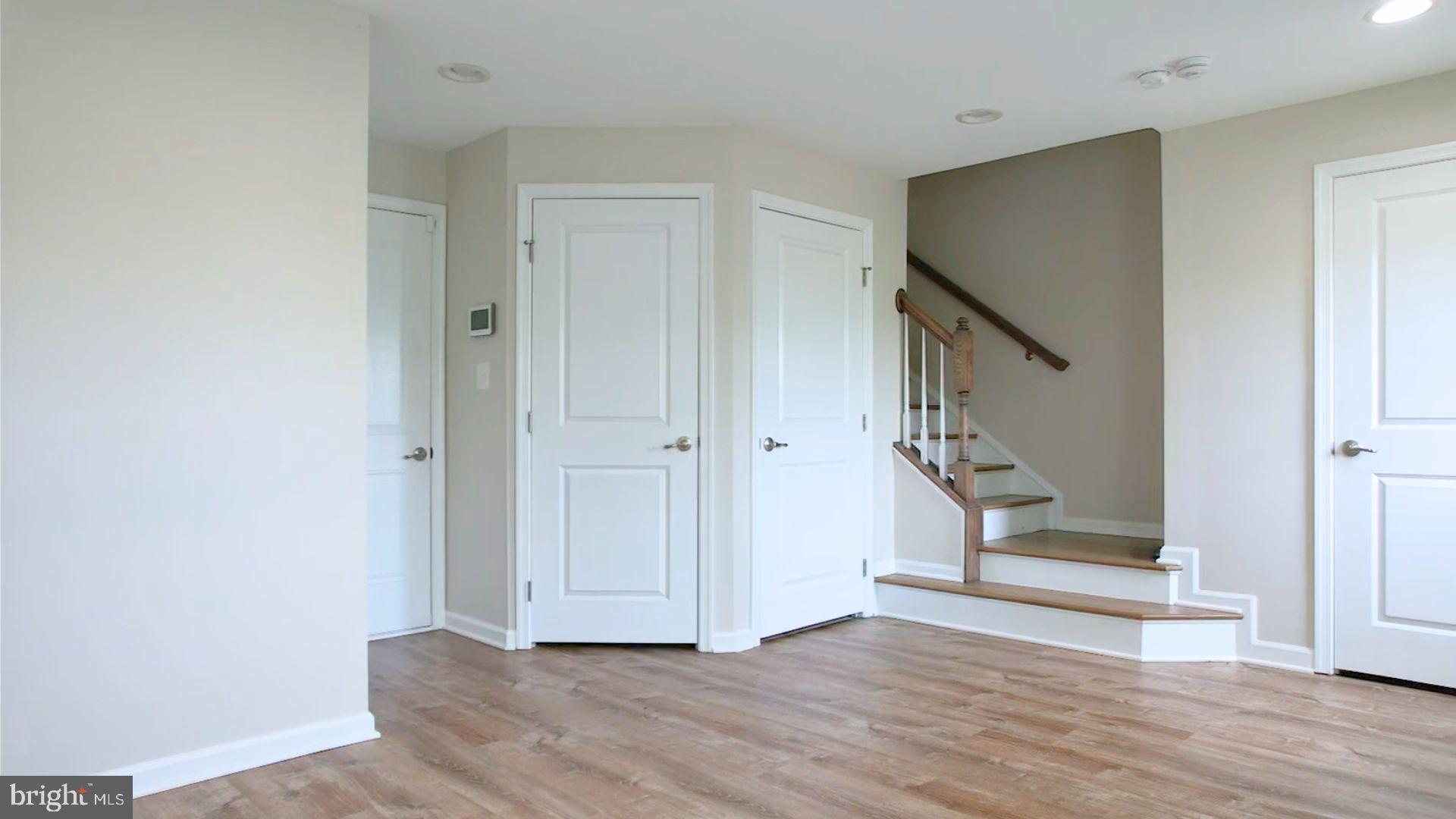 MINTBROOK - Residential Lease