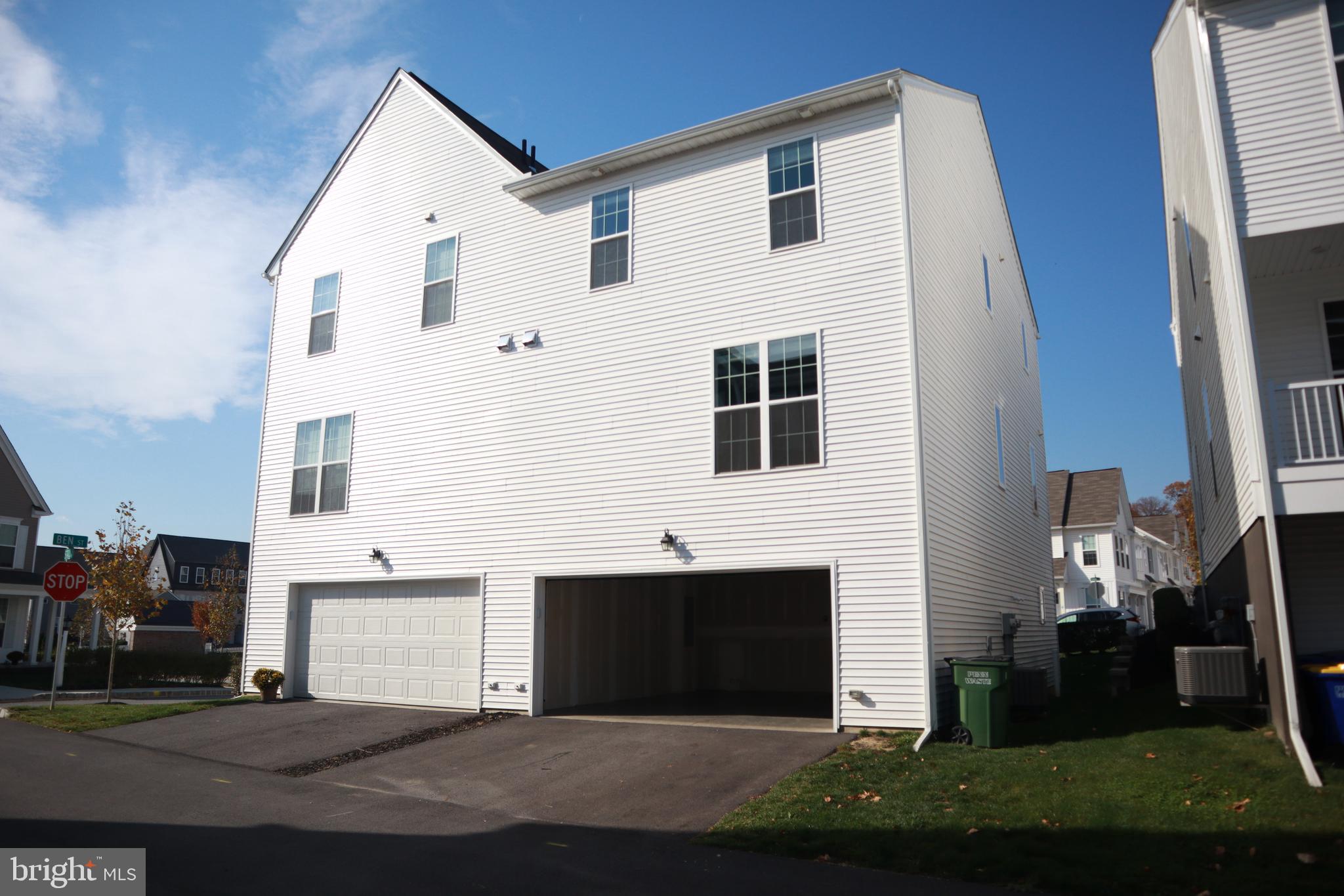 ARCONA - Residential Lease