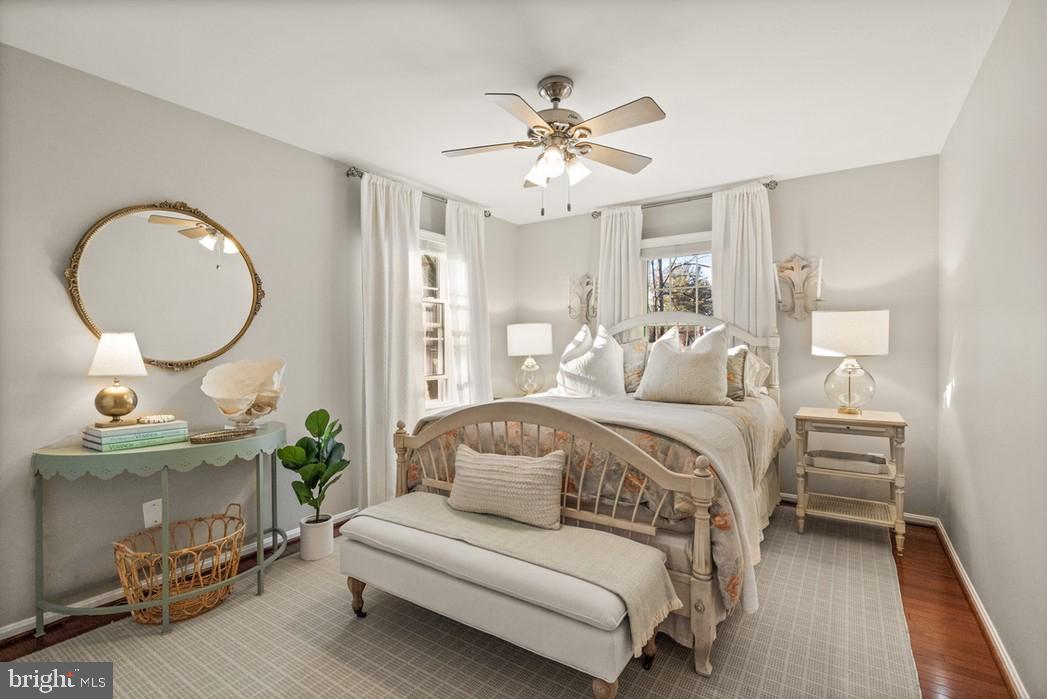 HICKORY CREEK - Residential