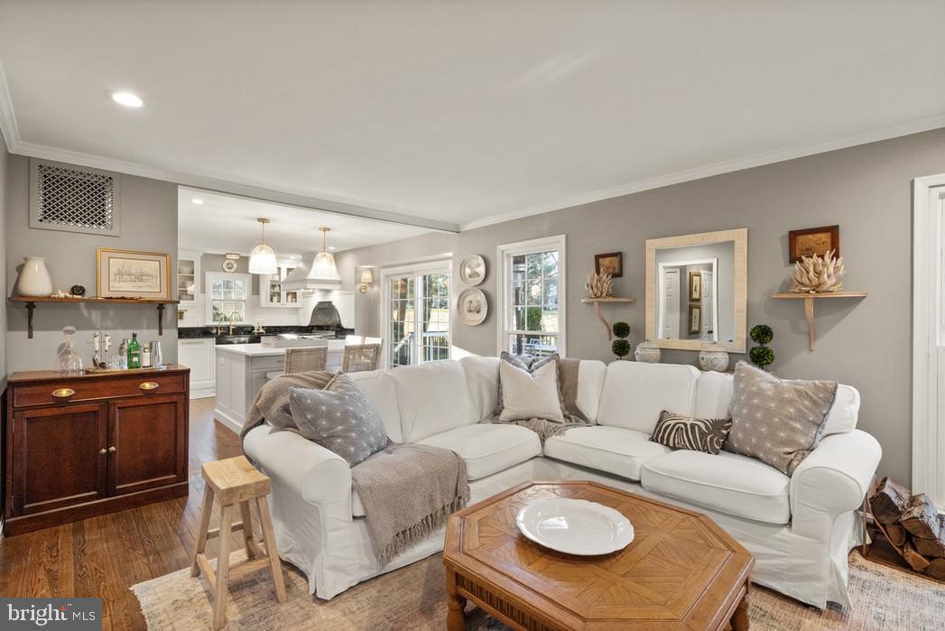 HICKORY CREEK - Residential