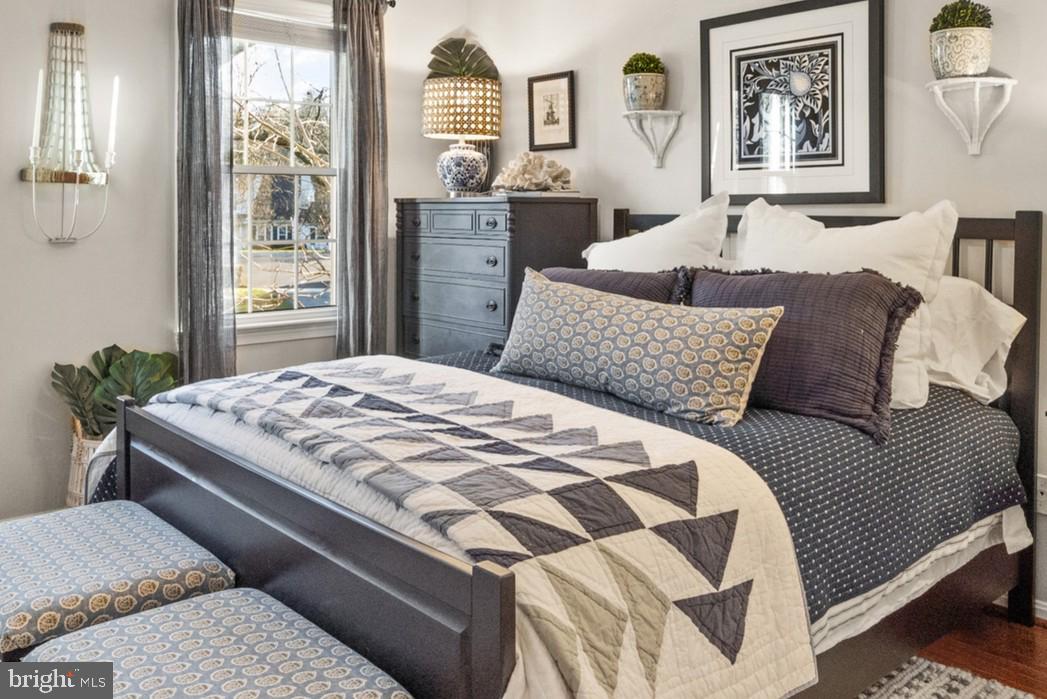 HICKORY CREEK - Residential