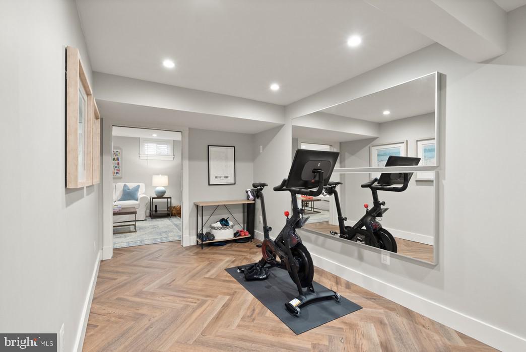 HICKORY CREEK - Residential