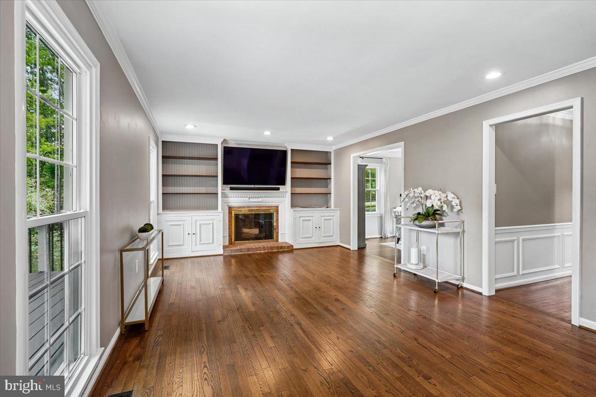 HICKORY CREEK - Residential
