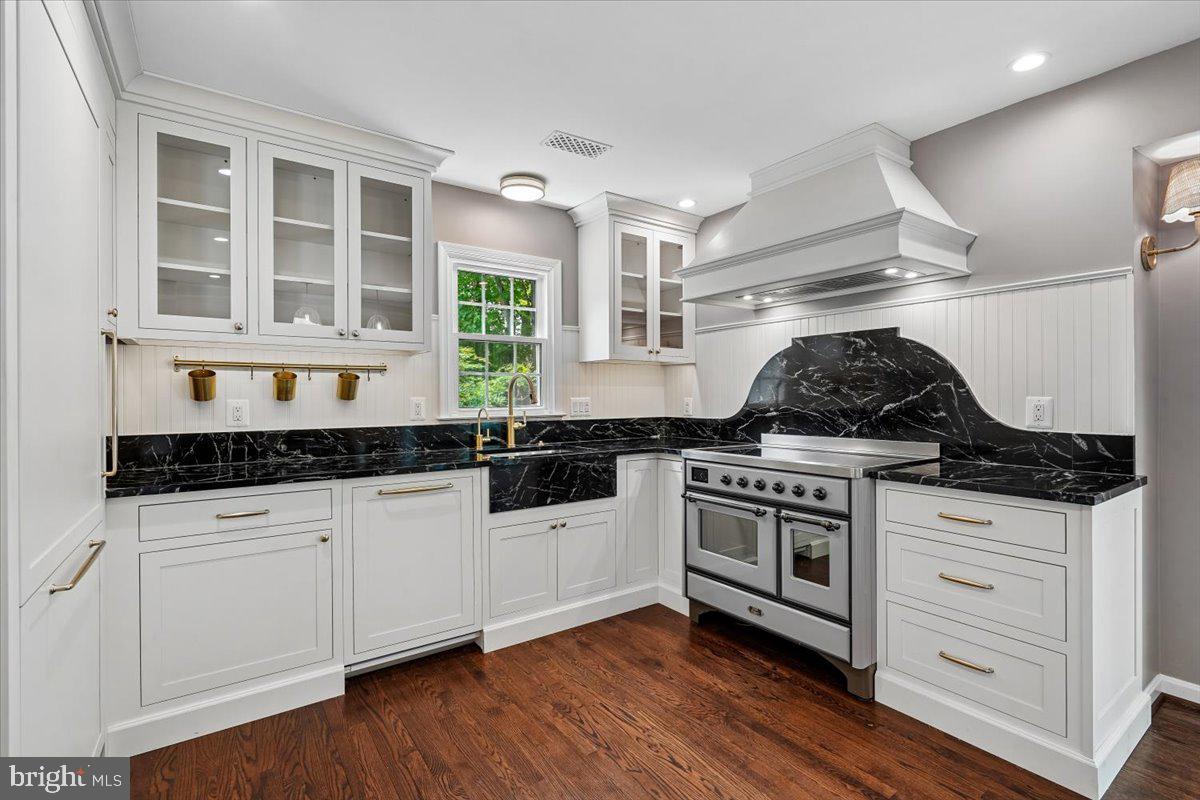 HICKORY CREEK - Residential
