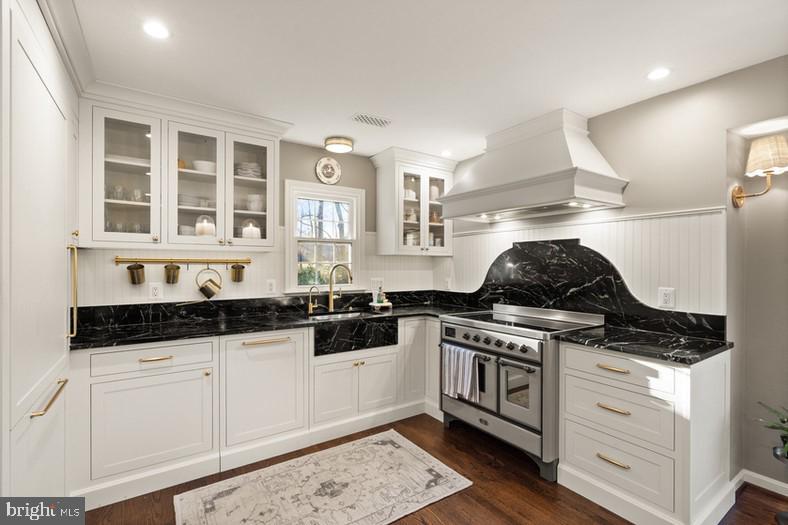 HICKORY CREEK - Residential