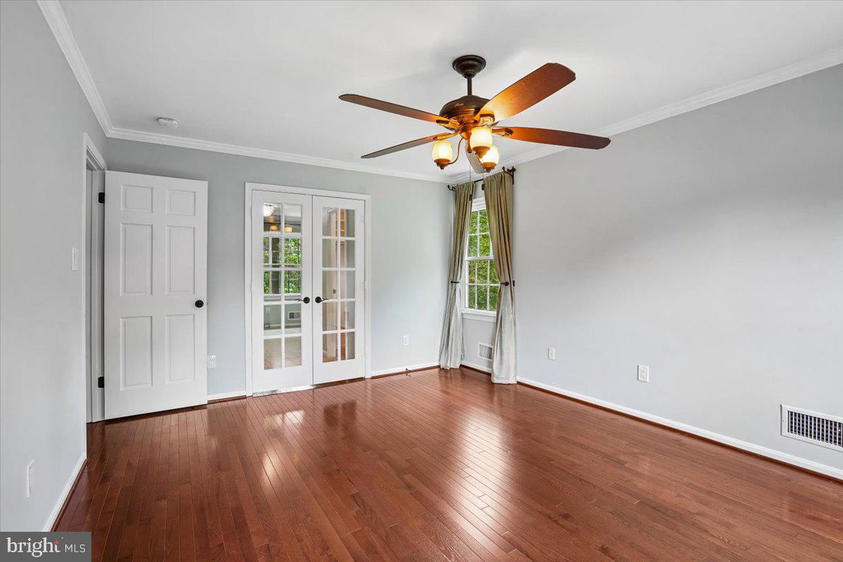 HICKORY CREEK - Residential