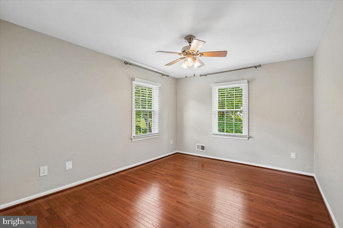 HICKORY CREEK - Residential