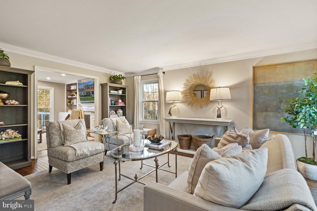 HICKORY CREEK - Residential