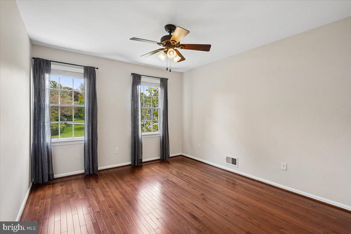 HICKORY CREEK - Residential