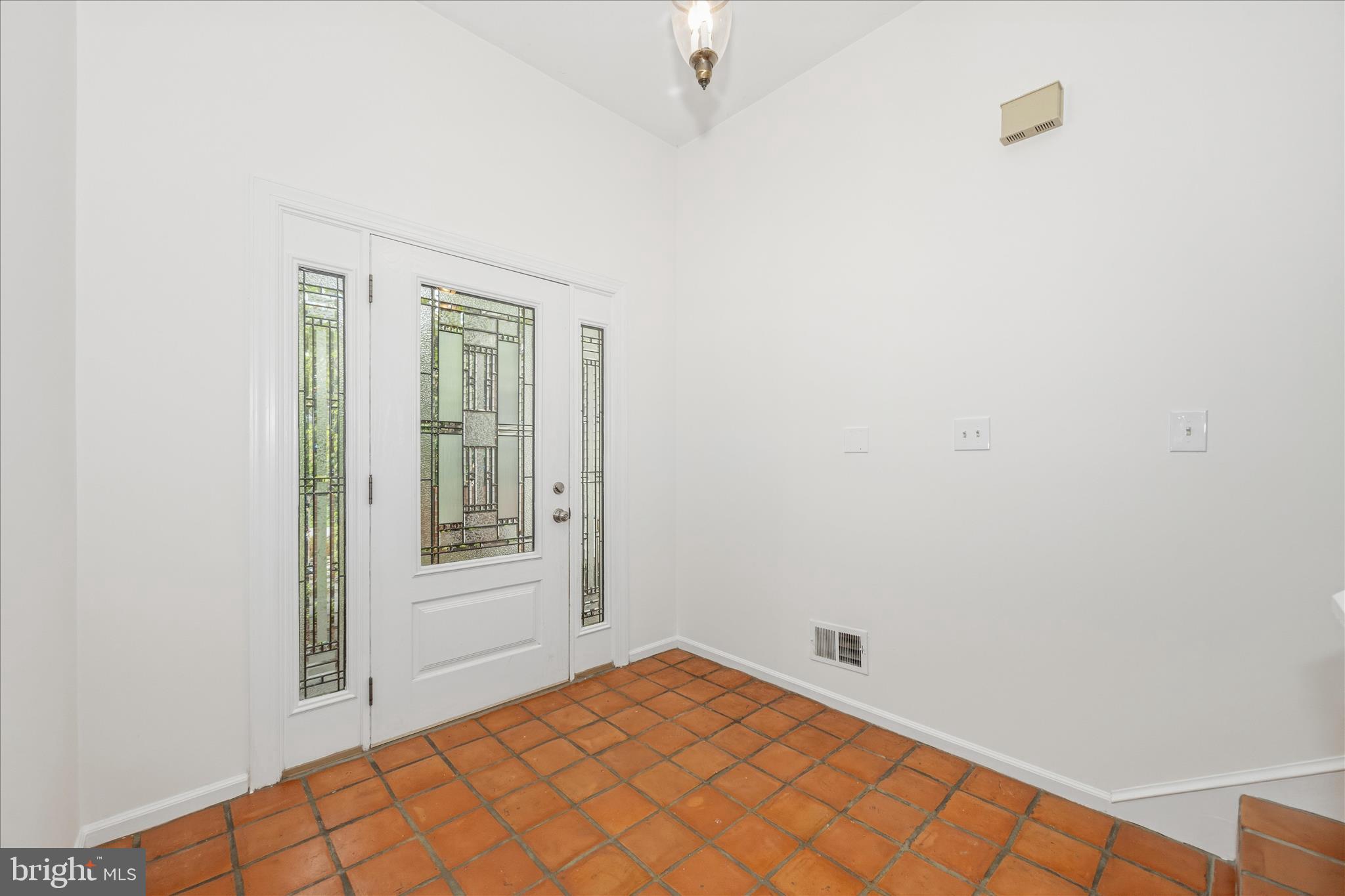 9924 SHREWSBURY COURT