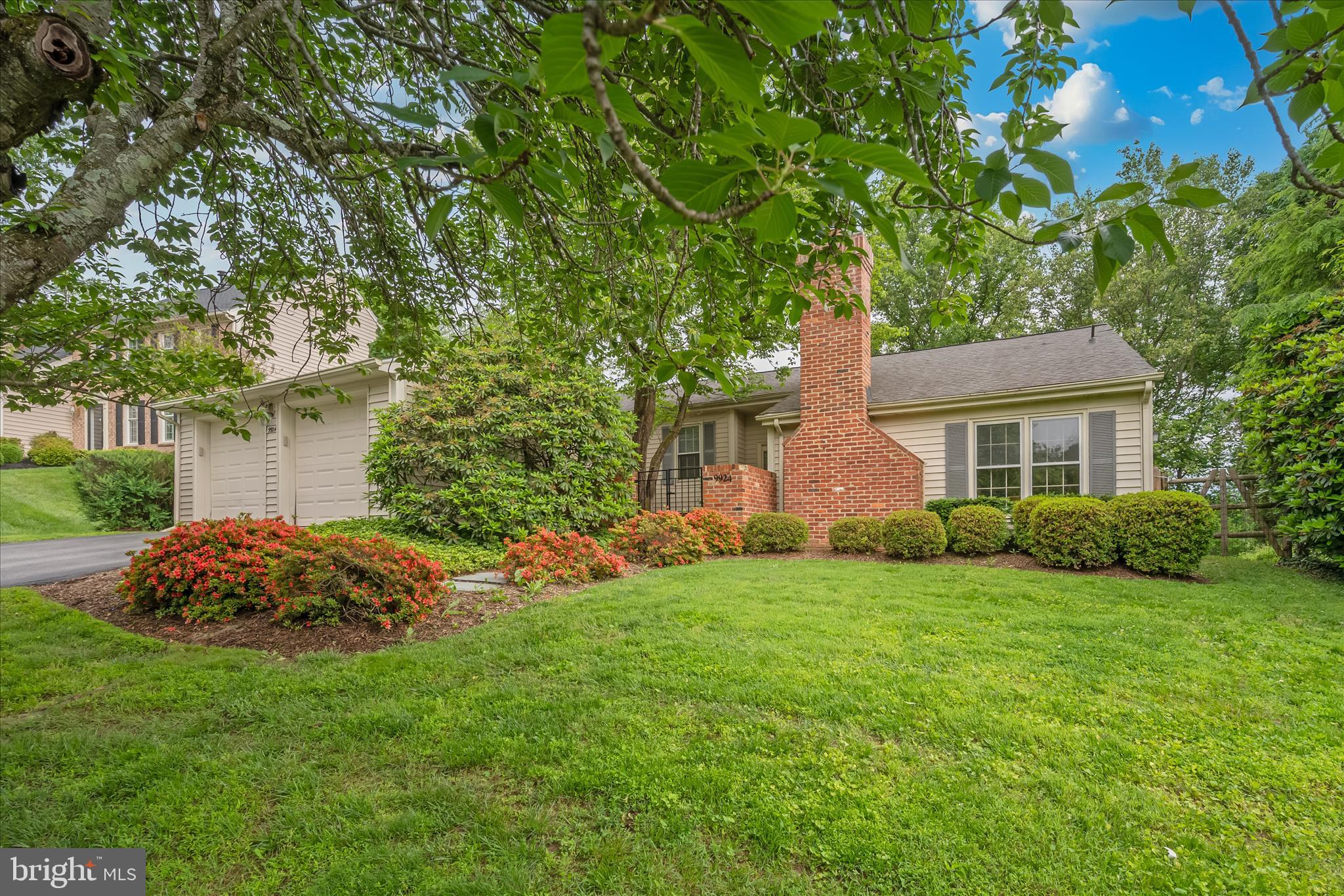 9924 SHREWSBURY COURT